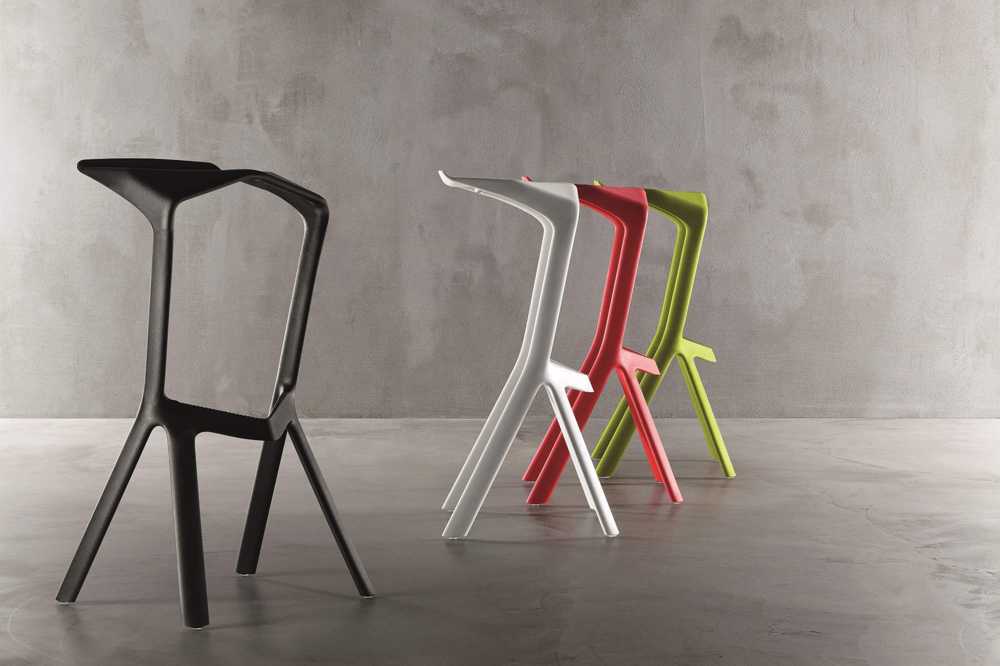 Miura Stool Barhocker Plank verkehrsrot | Verkehrsrot | PLANK 8200